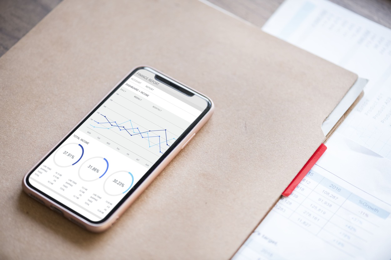 Digital spending tracker interface on a smartphone